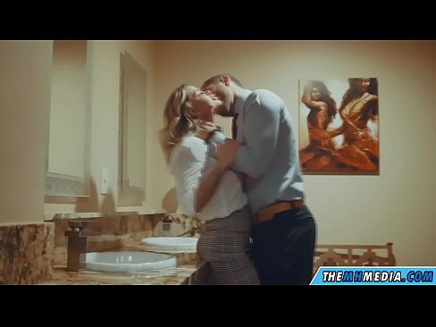 ❤️ Кога бујна русокоса ќе ве заведе во јавен тоалет ❤️ Секс на mk.pornosexphoto.ru ❌️
